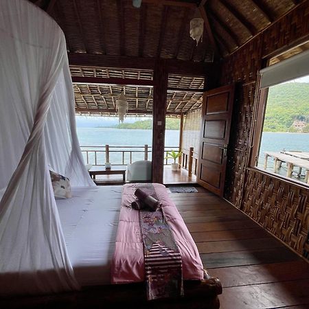 Floating Paradise Karimunjawa Εξωτερικό φωτογραφία