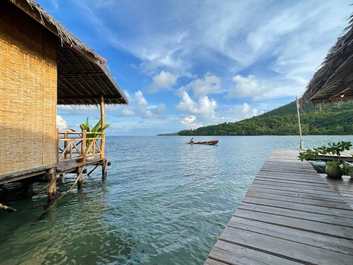 Floating Paradise Ξενοδοχείο Karimunjawa Εξωτερικό φωτογραφία