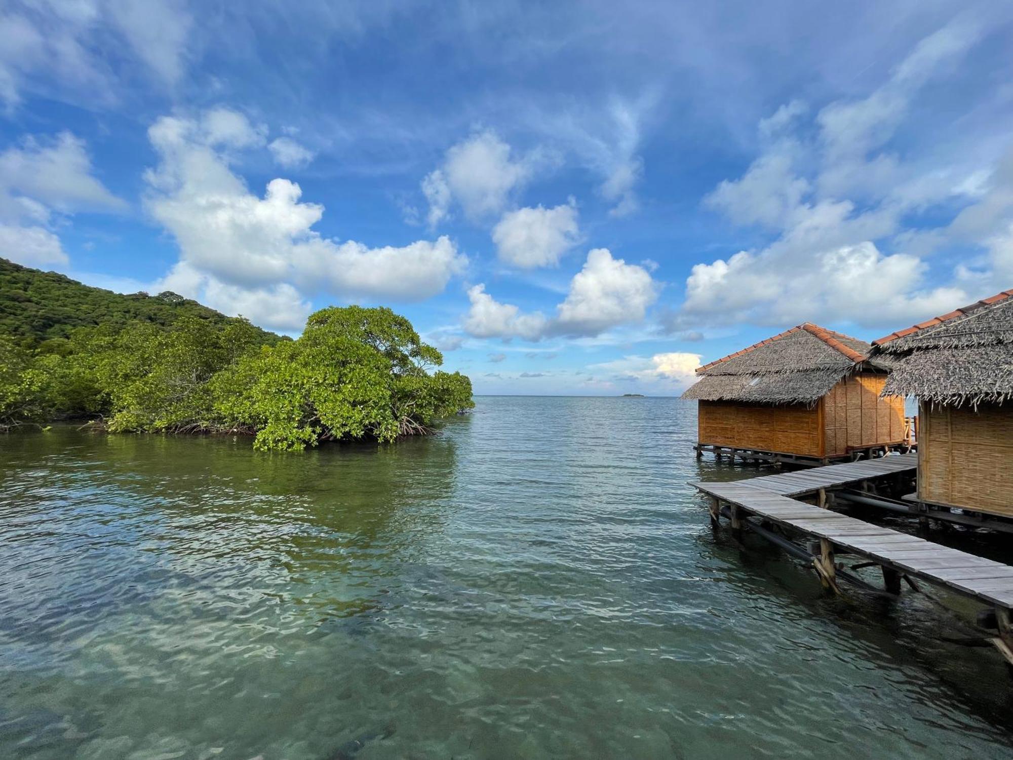 Floating Paradise Ξενοδοχείο Karimunjawa Εξωτερικό φωτογραφία